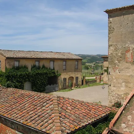 Hotel Dell'amorosa 4*